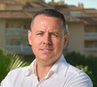 Bilde av megler Simen Enggrav Iversen