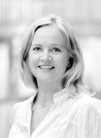 Bilde av megler Elise Bratt-Aanensen