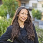 Bilde av megler Selma Mahmoud Søvik