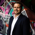 Bilde av megler Robin Stenbro