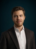 Bilde av megler Nicolay Brusegard