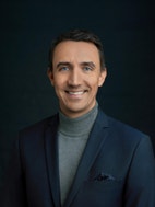 Bilde av megler Petter Bakke