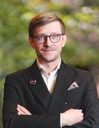 Bilde av megler Marius Wang