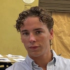 Bilde av megler Leo Moreno