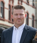 Bilde av megler Henrik Lien