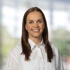 Bilde av megler Ida Frantzen Tollersrud