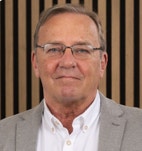 Bilde av megler Peter Spanheimer