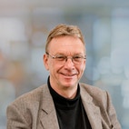 Bilde av megler Ole Jørgen Schei