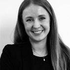 Bilde av megler Nadia