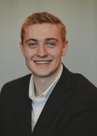 Bilde av megler Håkon Haugland