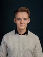 Bilde av megler Steve Johannes Klodiussen