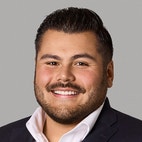 Bilde av megler Lucas Knotten