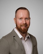 Bilde av megler Espen Øverås