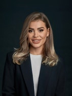 Bilde av megler Argjenda Krasniqi