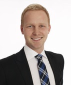 Bilde av megler Espen Garli