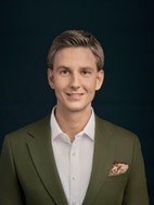 Bilde av megler Sebastian Andresen