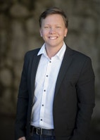 Bilde av megler Nicolai Bratås