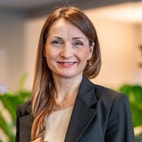 Bilde av megler Katrine Garstad