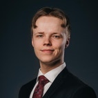 Bilde av megler Håkon Hansen