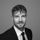 Bilde av megler David Harka