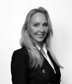 Bilde av megler Berit Hjelde