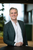 Bilde av megler Kristoffer Hagelsteen