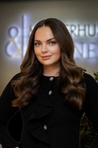 Bilde av megler Emilie Fredriksen