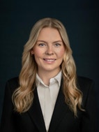 Bilde av megler Karoline Dovland