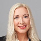 Bilde av megler Hege Katrin Halstenrud