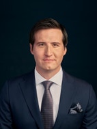 Bilde av megler Daniel Bruce Beadle