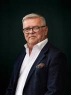 Bilde av megler Stein Stovner Johannessen