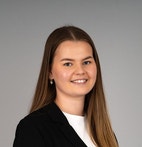 Bilde av megler Andrine Fløysand