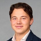 Bilde av megler Markus Holder Jenssen