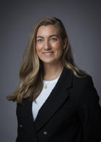 Bilde av megler Rikke Steneby