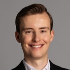 Bilde av megler Elias Karlsen