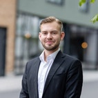 Bilde av megler Karl-Otto Weiby Ruud