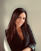 Bilde av megler Sara Zanotta