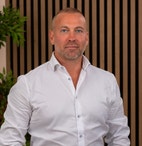 Bilde av megler Christopher K. Soltvedt