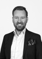 Bilde av megler Hallvard Riseth Fjone
