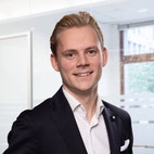 Bilde av megler Oliver Pettersen