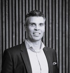 Bilde av megler Martin Skappel