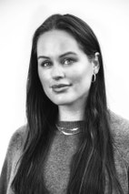 Bilde av megler Cecilie Elliott Jørstad