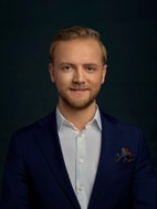 Bilde av megler Håvard Nilsen