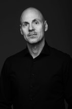 Bilde av megler Robert Eriksen