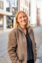 Bilde av megler Ina Andersen