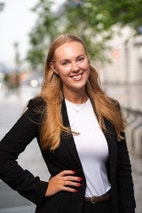 Bilde av megler Marthe Stenersen