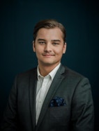 Bilde av megler Henrik Munkvold