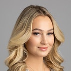 Bilde av megler Celine Nordgård