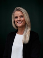Bilde av megler Henriette Knold Andersen
