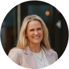 Bilde av megler Hege Skare Larsen